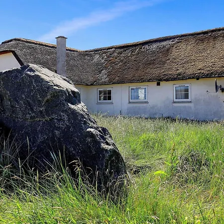 Сasa de vacaciones 16 Person In *